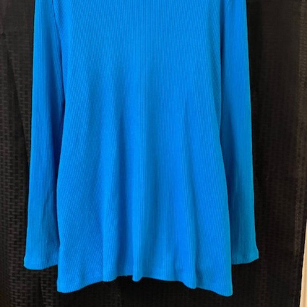 Beautiful Ribbed Cover Up Sweater - Picture 6 of 7